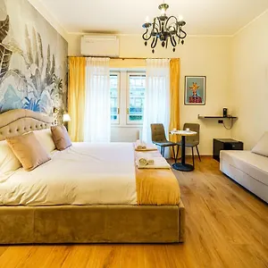 https://romana-suites.it-lombardy.com